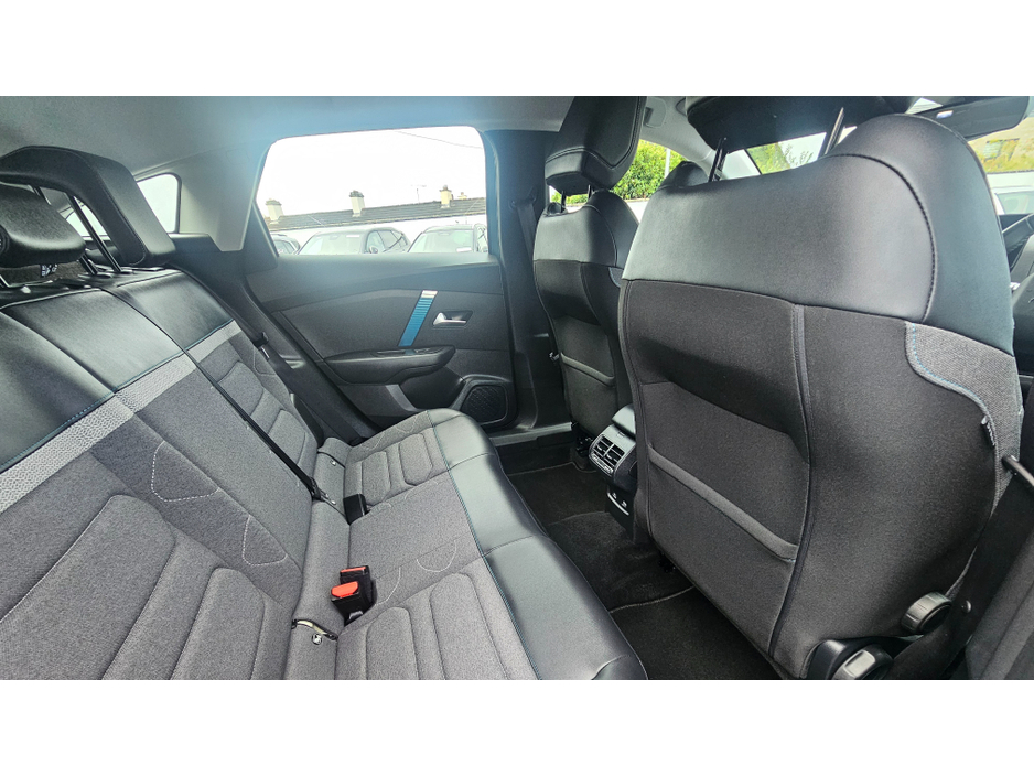2023 Citroen C4 E-C4 EFEEL PACK 50KWH 136BHP MY26 4DR €18,950