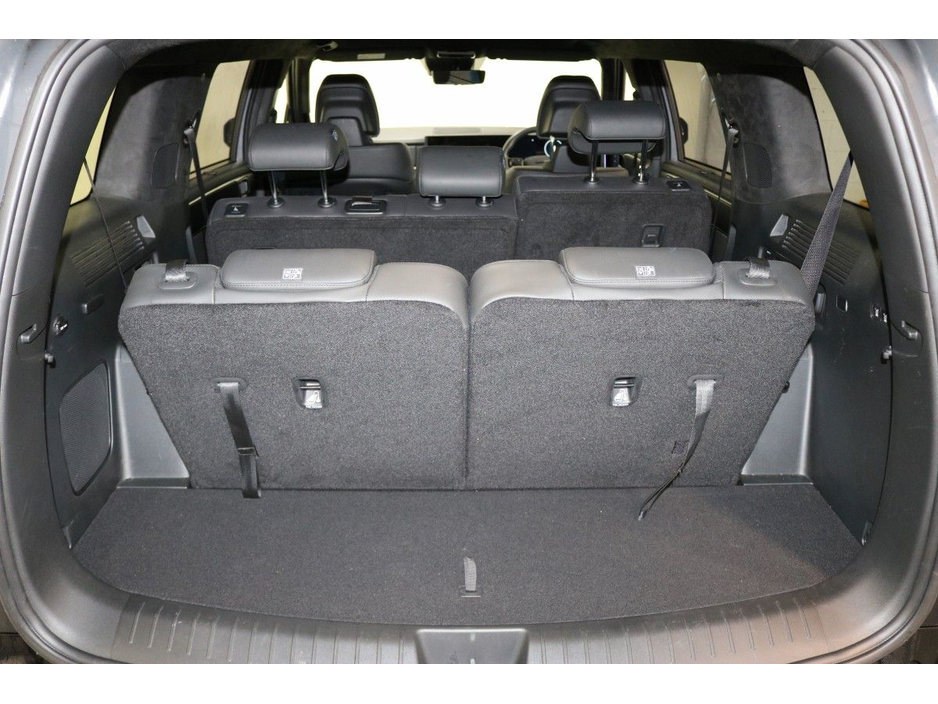 2025 Hyundai Santa Fe - image 6