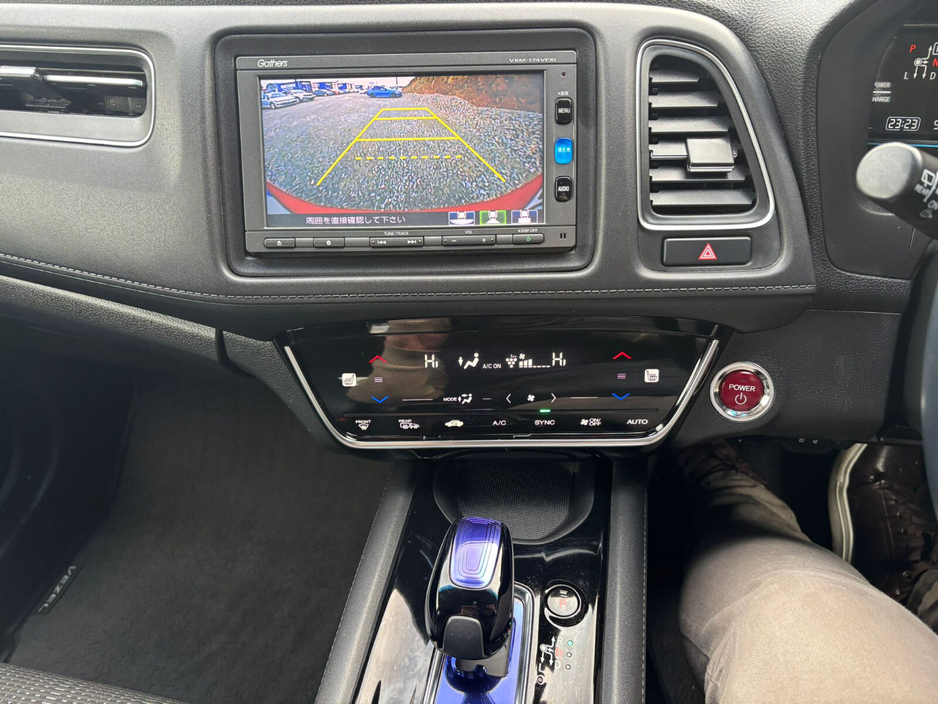 2017 Honda Vezel - image 14