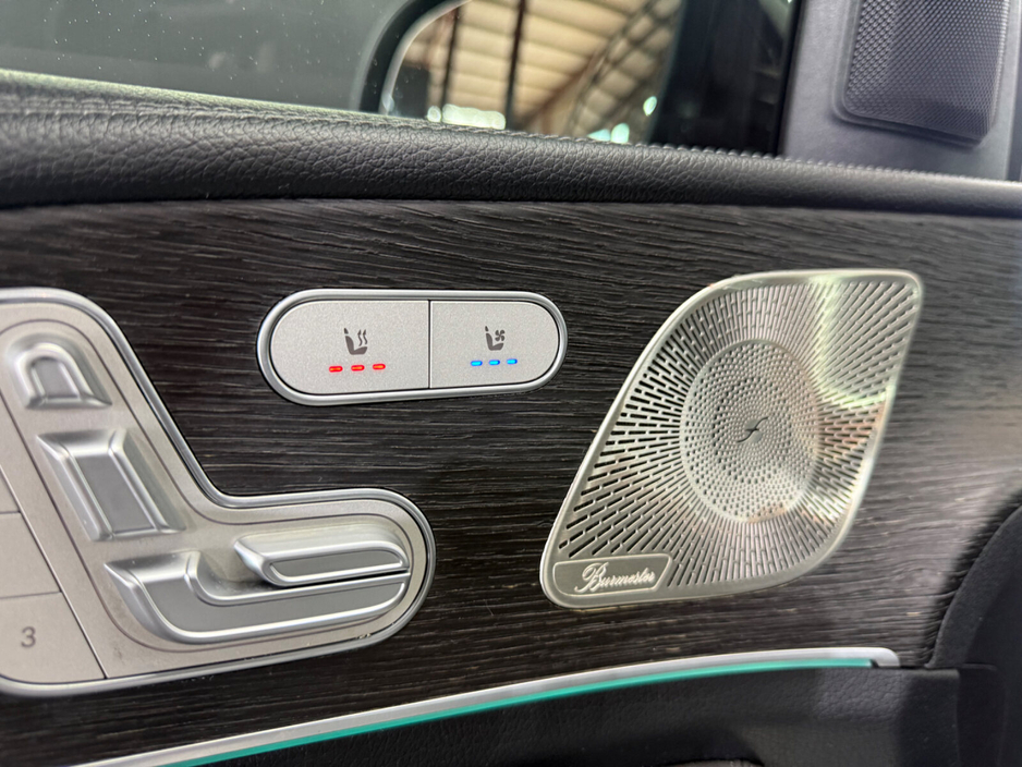 2021 Mercedes-Benz GLE Class - image 24