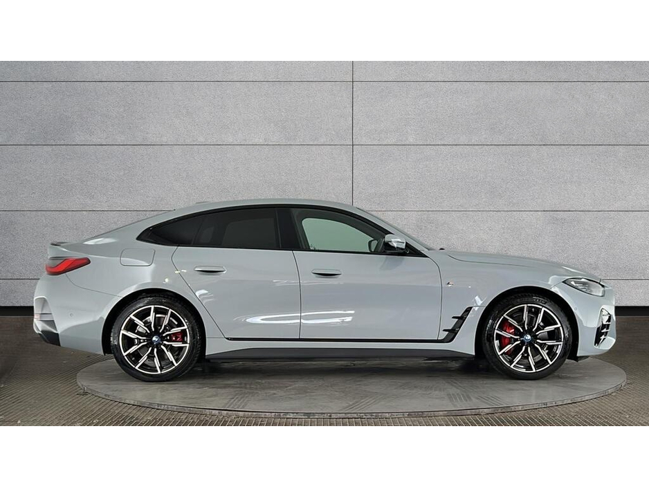 2023 BMW i4 - image 2