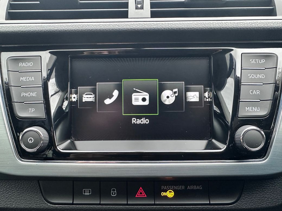 2016 Skoda Fabia - image 27