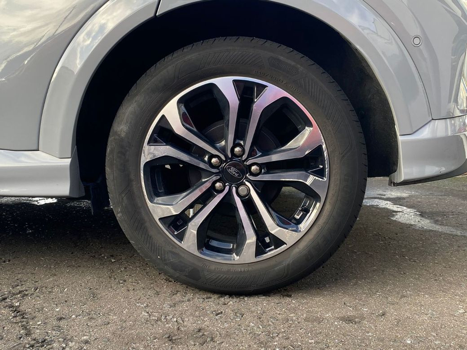 2023 Ford Puma St-line 5D 1.0T Mhev €22,995