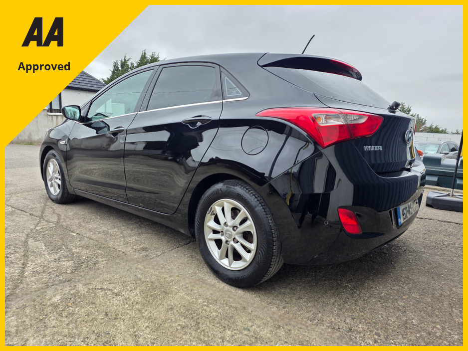 2015 Hyundai i30 - image 6