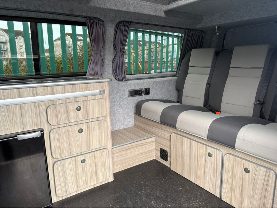 2014 Volkswagen Transporter T32 ST-LN TDI 5DR €29,950