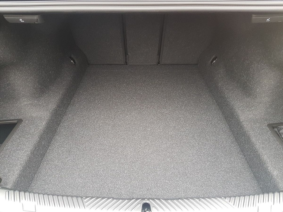 2026 BMW 5 Series - image 11