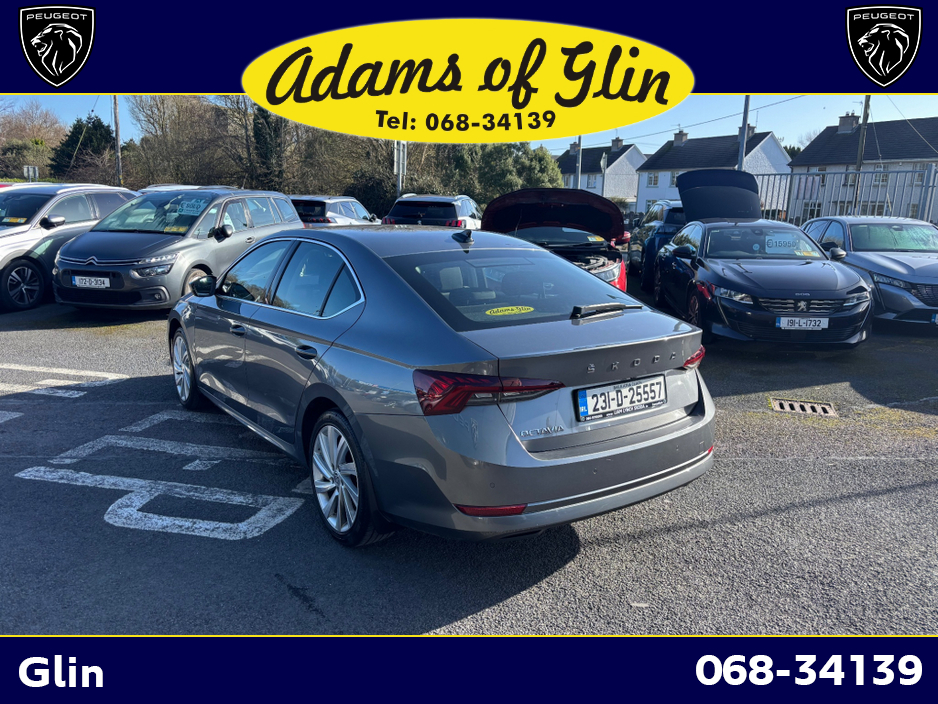 2023 Skoda Octavia - image 4