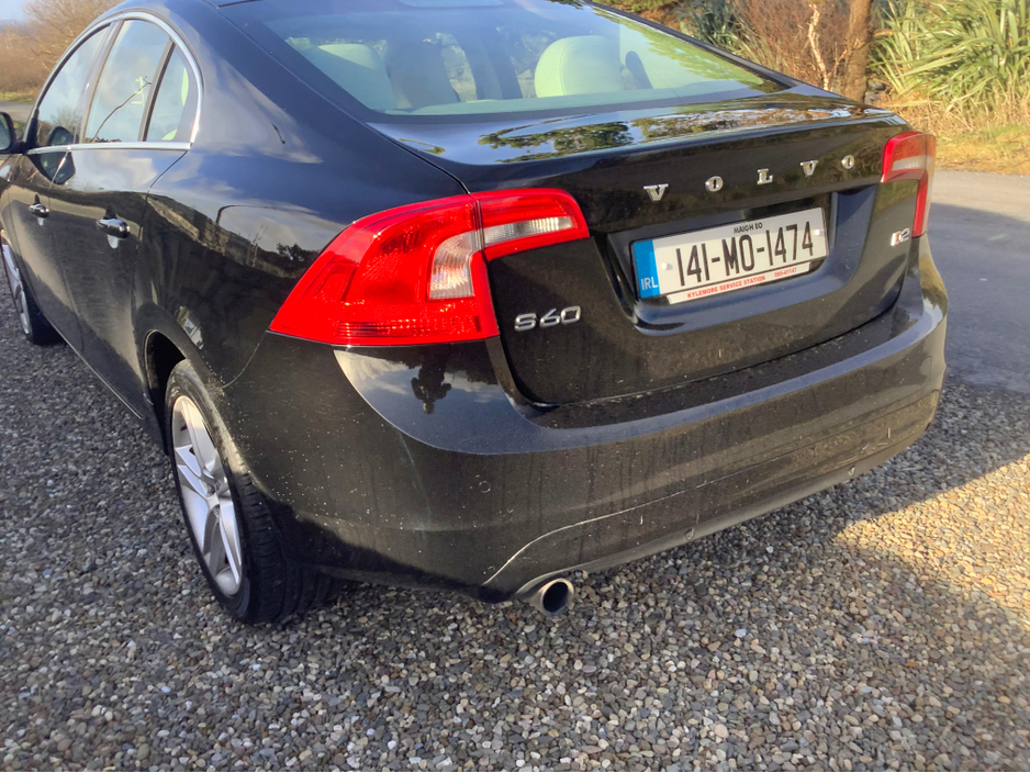 2014 Volvo S60 D2 SE 4DR €5,000