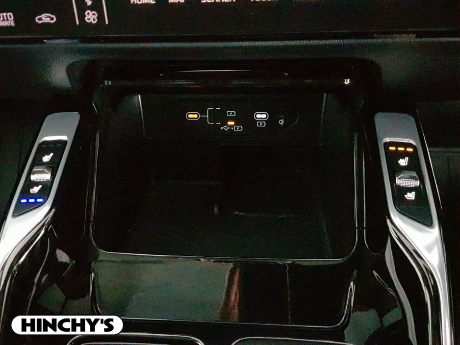 2025 Kia Sorento - image 25