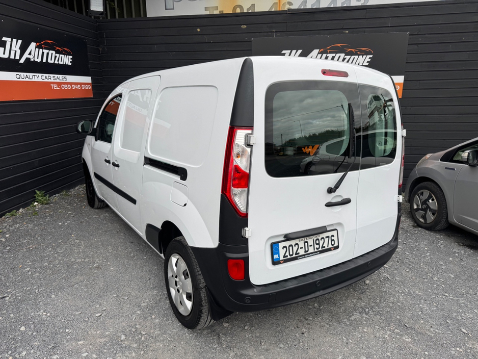 2020 Renault Kangoo - image 5