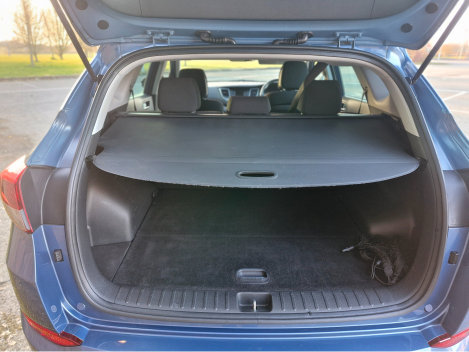 2016 Hyundai Tucson - image 24