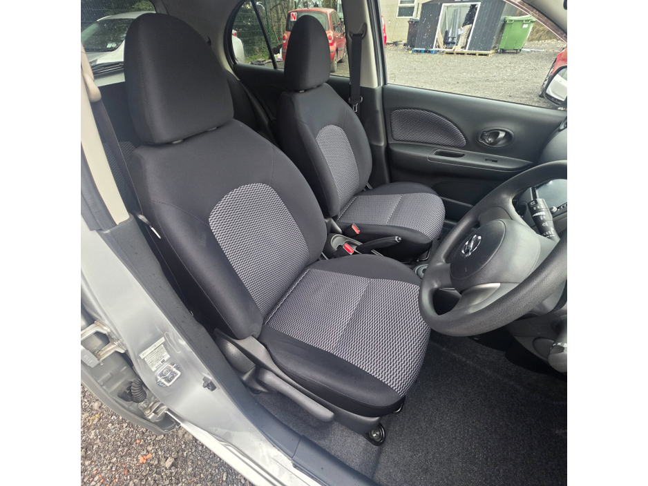 2016 Nissan March - image 15