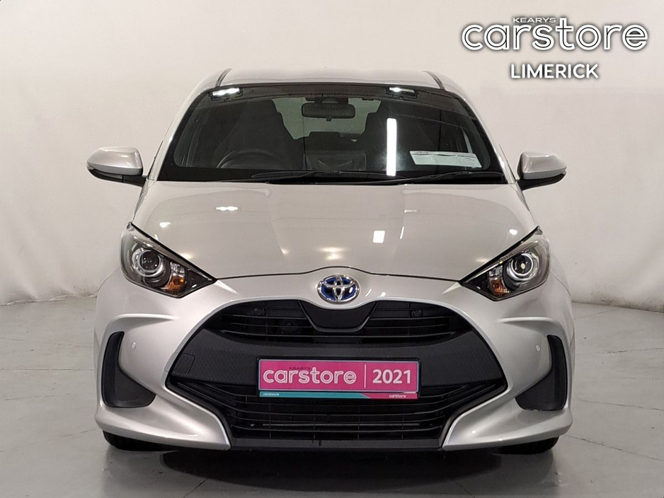 2021 Toyota Yaris 1.5 HYBRID €17,880