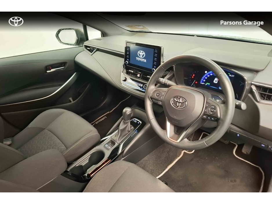 2022 Toyota Corolla - image 7