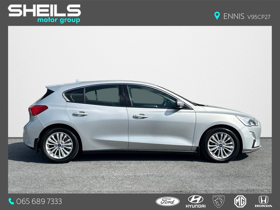 2019 Ford Focus - image 10