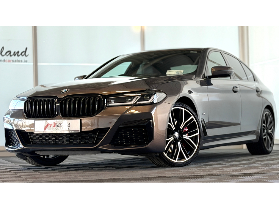 2023 BMW 5 Series - image 18