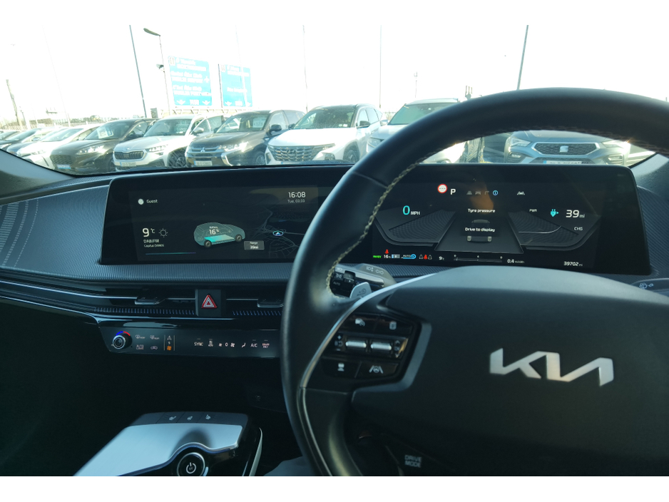 2022 Kia EV6 - image 15