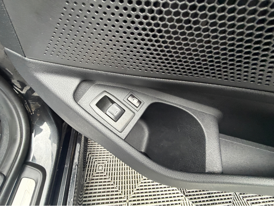 2023 BMW 3 Series 330e Sport G21 292HP AUTO €38,995