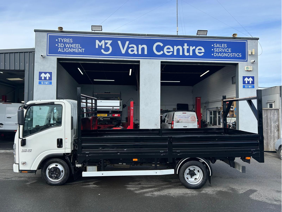 2021 Isuzu Trucks N35 - image 4