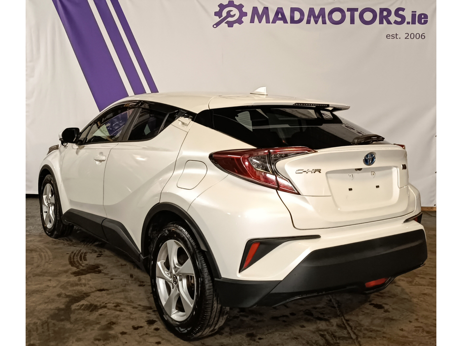 2019 Toyota C-HR 192 (2yr Warranty) 1.8 Petrol Hybrid Automatic €19,950