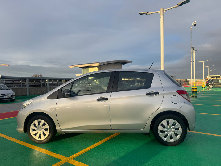 2012 Toyota Yaris 1.0 VVT-i 3Dr Terra €8,950