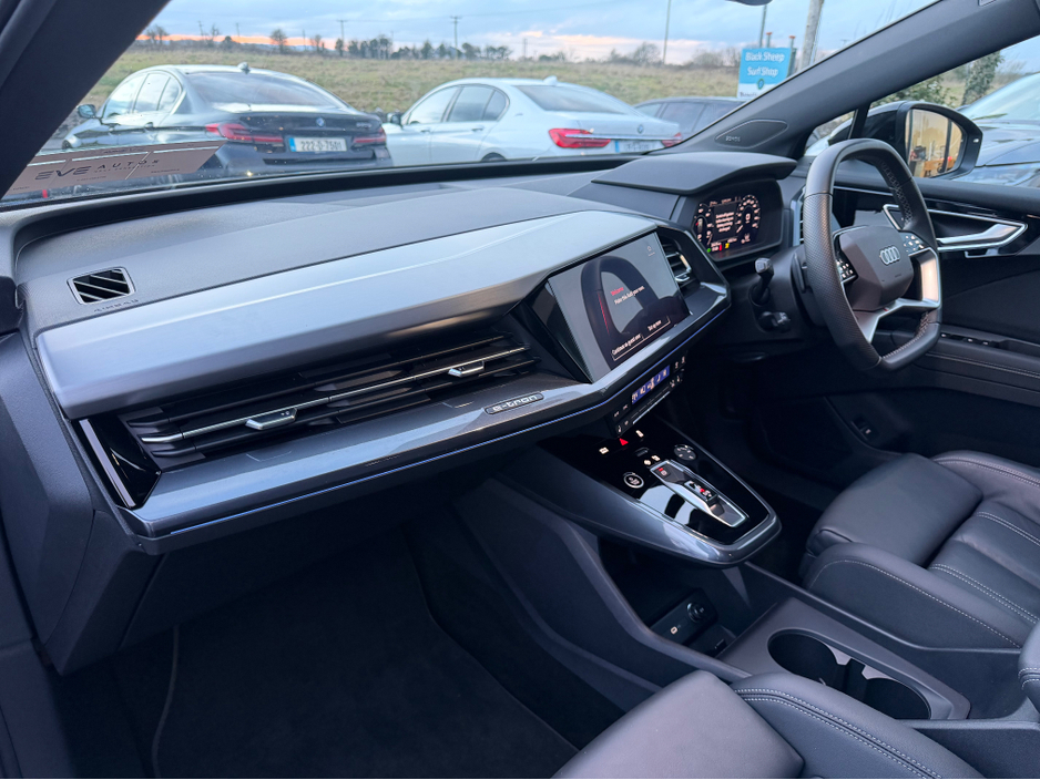 2025 Audi Q4 e-tron 82kwh long Range - S Line Black Ed - Quattro €47,940