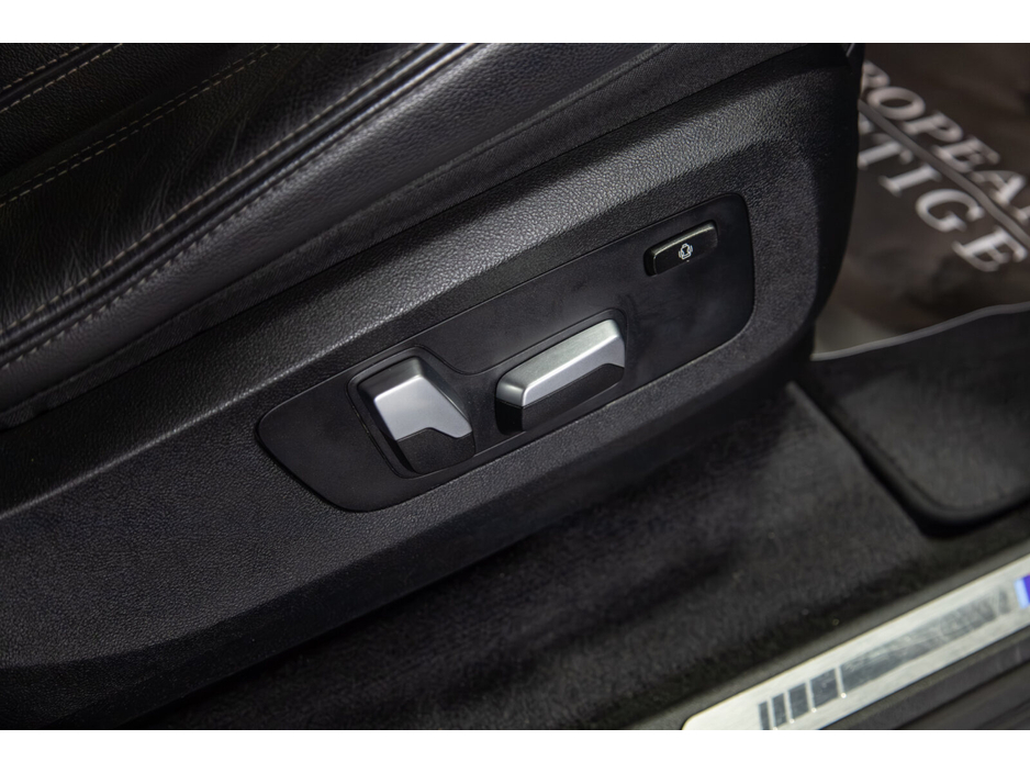 2021 BMW X5 - image 14