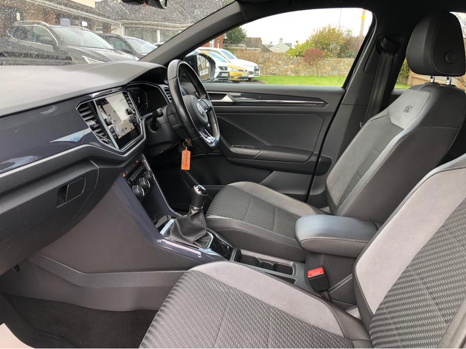 2019 Volkswagen T-Roc - image 16