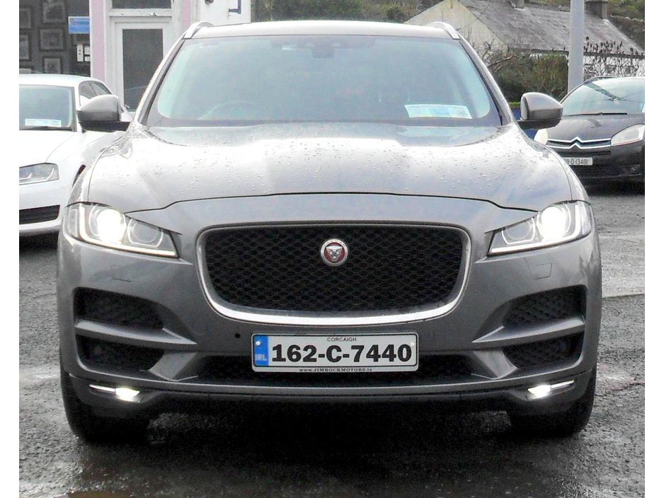 2016 Jaguar F-Pace 2.0 D PORTFOLIO  AUTO.......NCT 09/26........ENGINE REBUILT BY JAGUAR €18,995