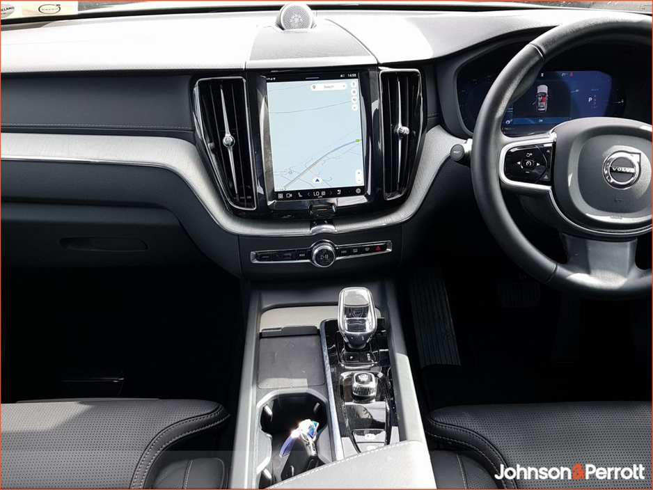 2025 Volvo XC60 T6 350 bhp AWD PHEV Ultra Bright (Three Year Volvo Warranty + Two Year Volvo Service Plan) €69,900