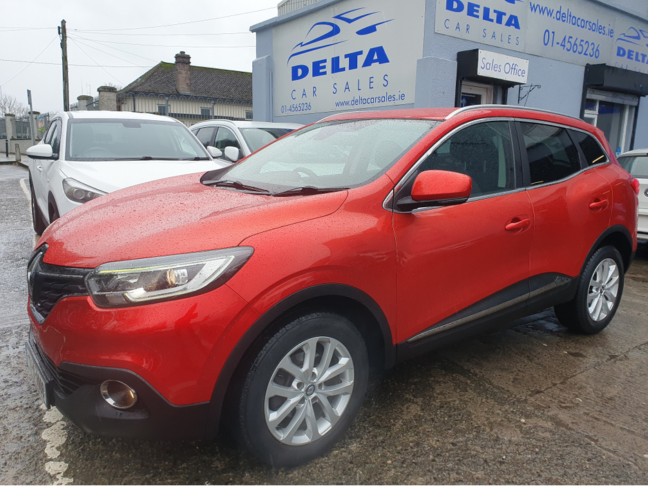 2017 Renault Kadjar DYNAMIQUE NAV 1.5 DCI 110BHP NCT 03/28 FINANCE AVAILABLE @ €49 PER WEEK TOUCH SCREEN MEDIA/ SAT NAV/ BLUETOOTH/ PARKING SENSORS/ ELECTRONIC HANDBRAKE/ HISTORY CHECKED €10,900