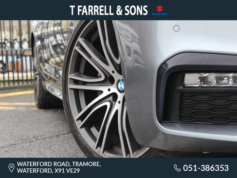 2017 BMW 5 Series - image 5