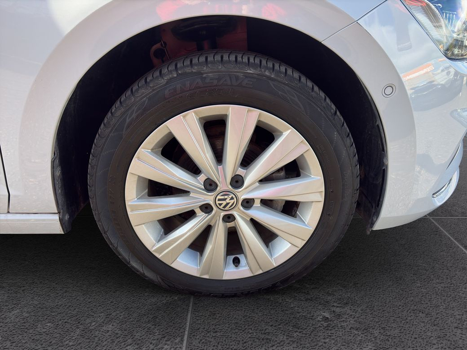 2019 Volkswagen Polo "White on the outside, tan luxury on the inside — this Polo knows how to dress for success" €16,888