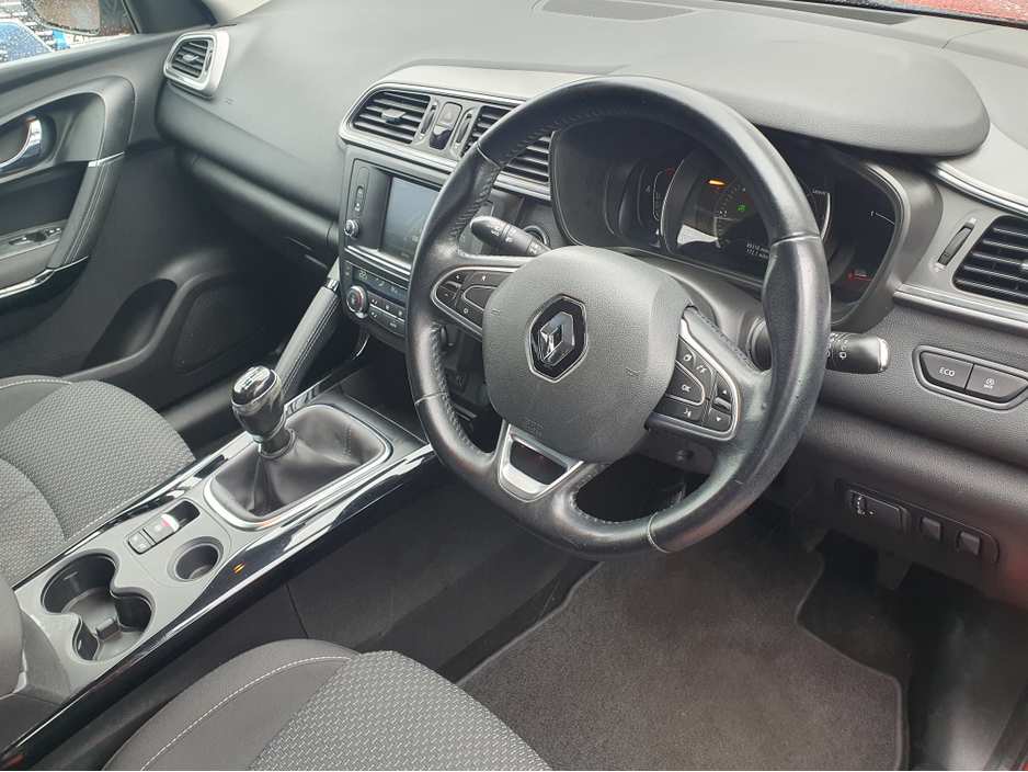 2017 Renault Kadjar DYNAMIQUE NAV 1.5 DCI 110BHP NCT 03/28 FINANCE AVAILABLE @ €49 PER WEEK TOUCH SCREEN MEDIA/ SAT NAV/ BLUETOOTH/ PARKING SENSORS/ ELECTRONIC HANDBRAKE/ HISTORY CHECKED €10,900