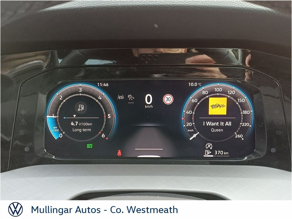 2025 Volkswagen Golf - image 21