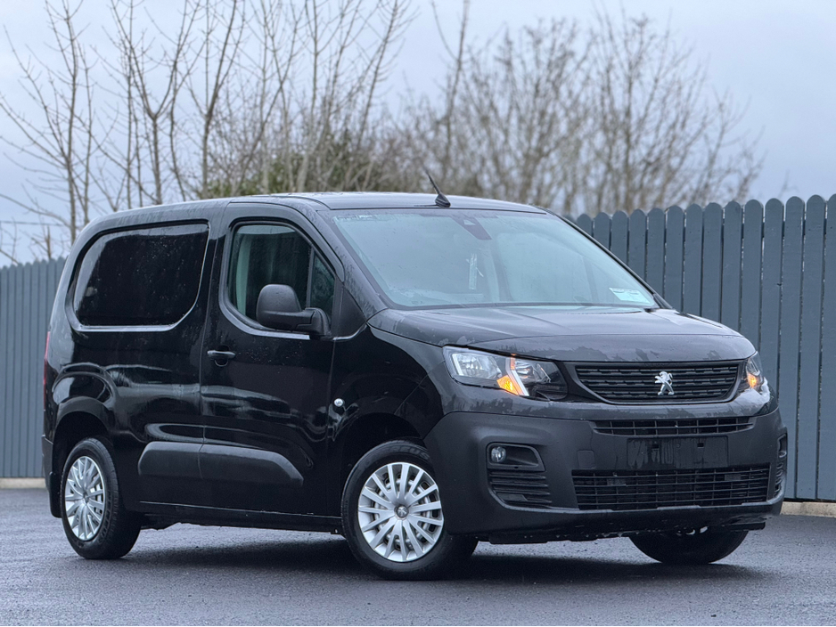 2024 Peugeot Partner 2024 Peugeot Partner PRO PLUS 1.5 HDI 100BHP €23,995