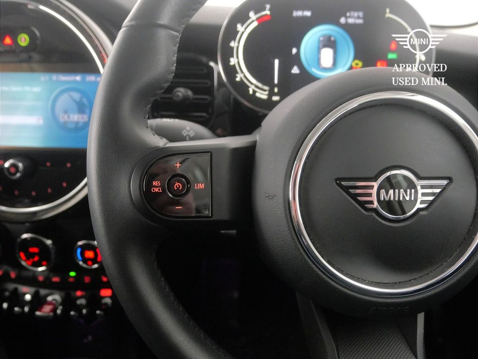 2024 MINI Hatch 3-Door Cooper Classic €29,900