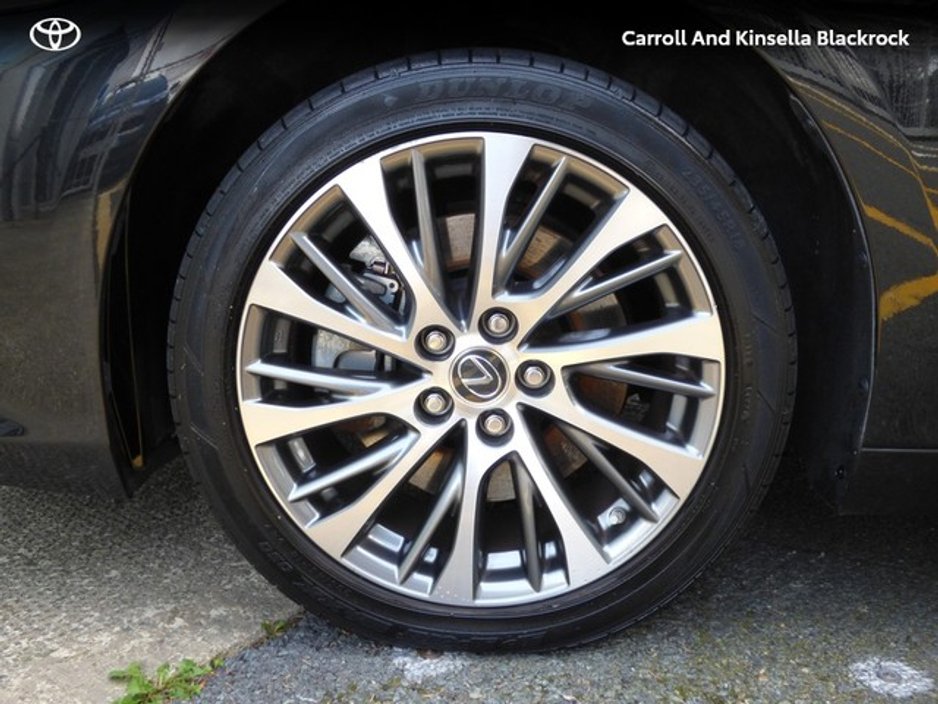 2022 Lexus ES 300 H Hybrid Dynamic €41,950