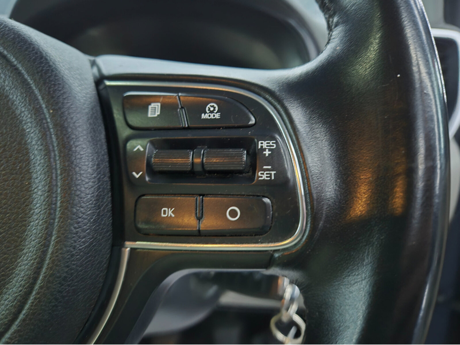2018 Kia Sportage - image 8