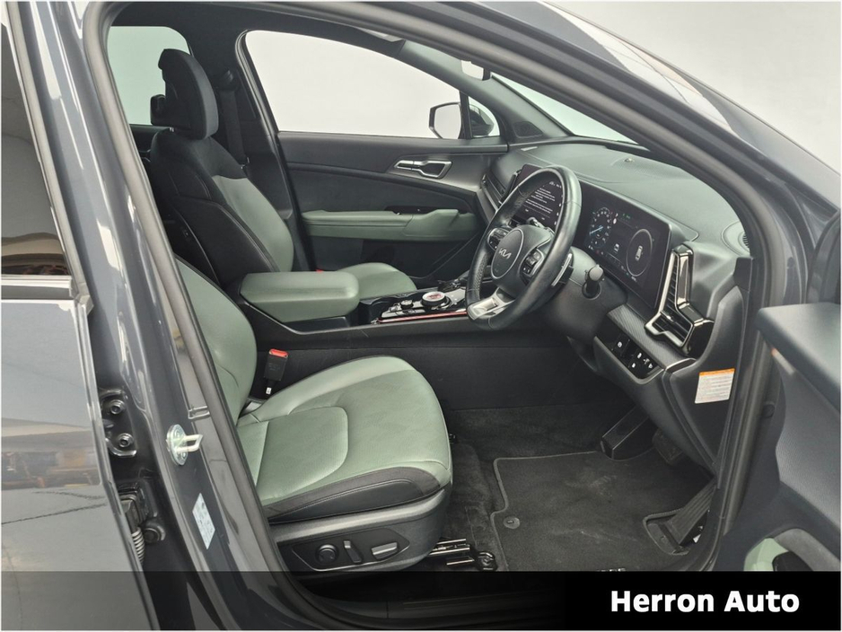 2024 Kia Sportage - image 9