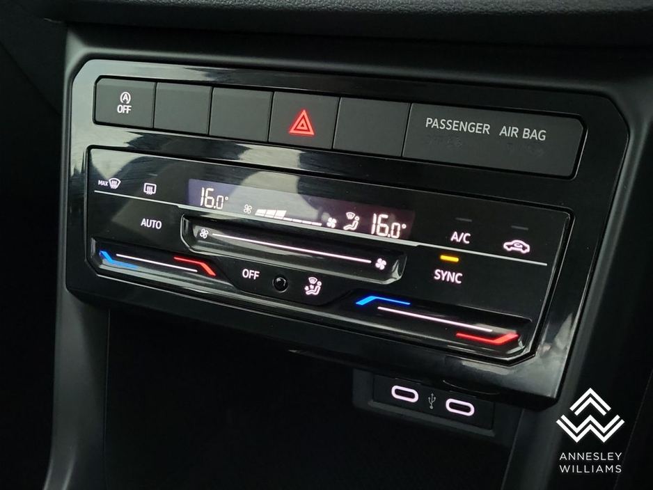 2022 Volkswagen T-Cross - image 19