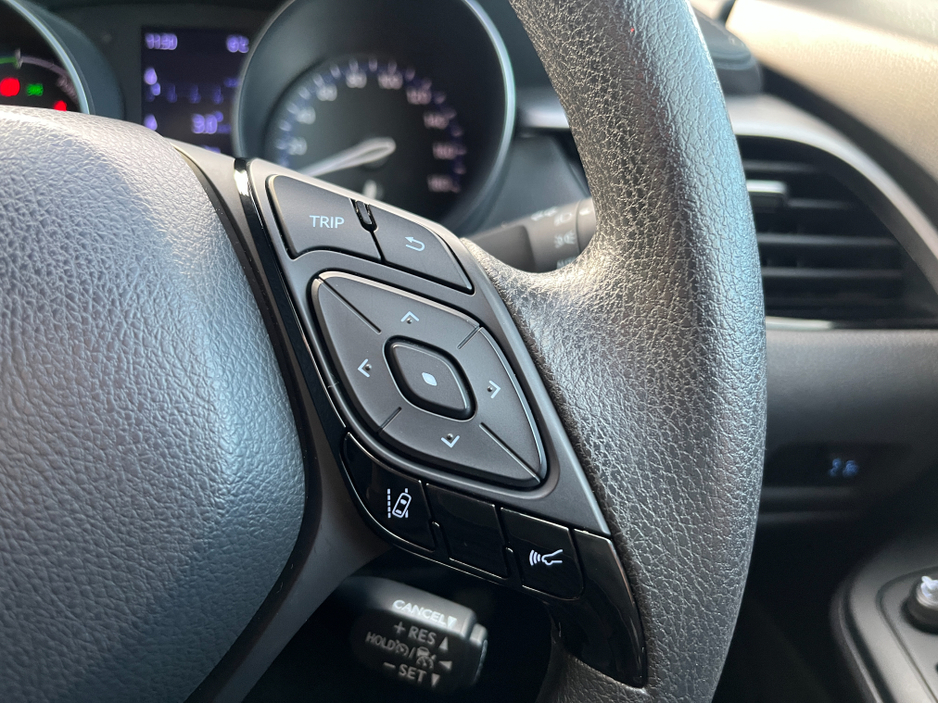 2020 Toyota C-HR S HYBRID AUTOMATIC 1.8 PETROL //ADAPTIVE CRUISE CONTROL//KEYLESS ENTRY//REVERSE CAMERA// €21,950