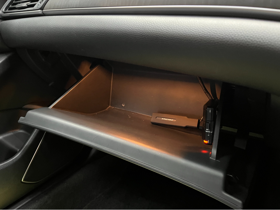 2020 BMW 5 Series - image 24