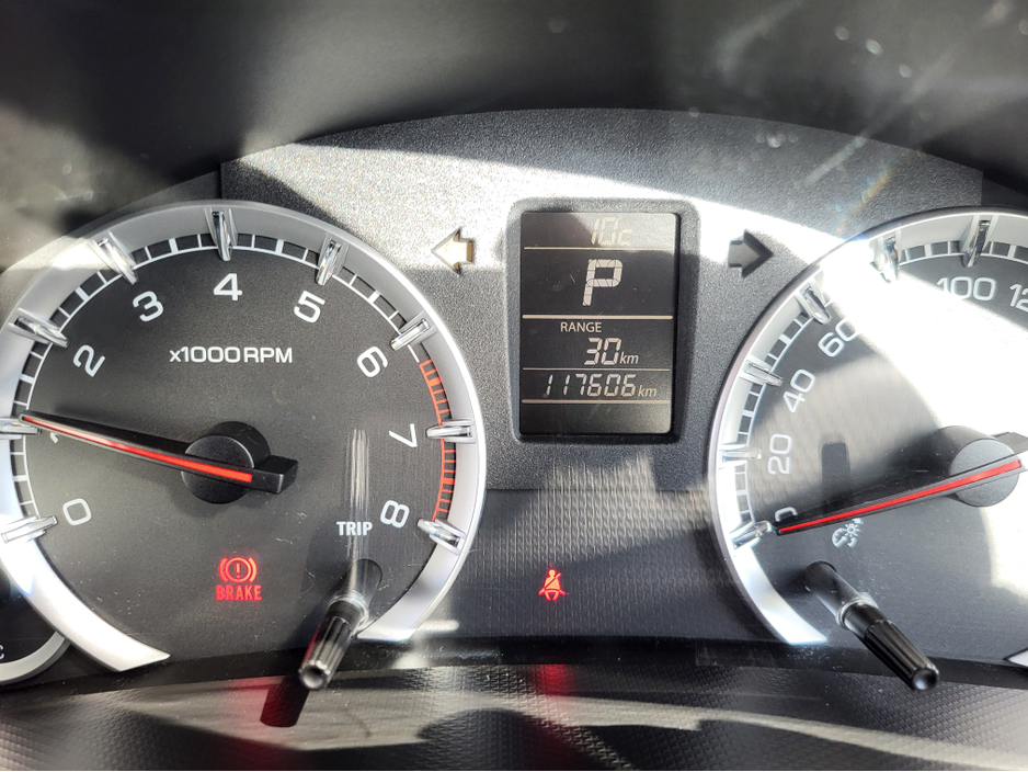 2016 Suzuki Swift - image 22