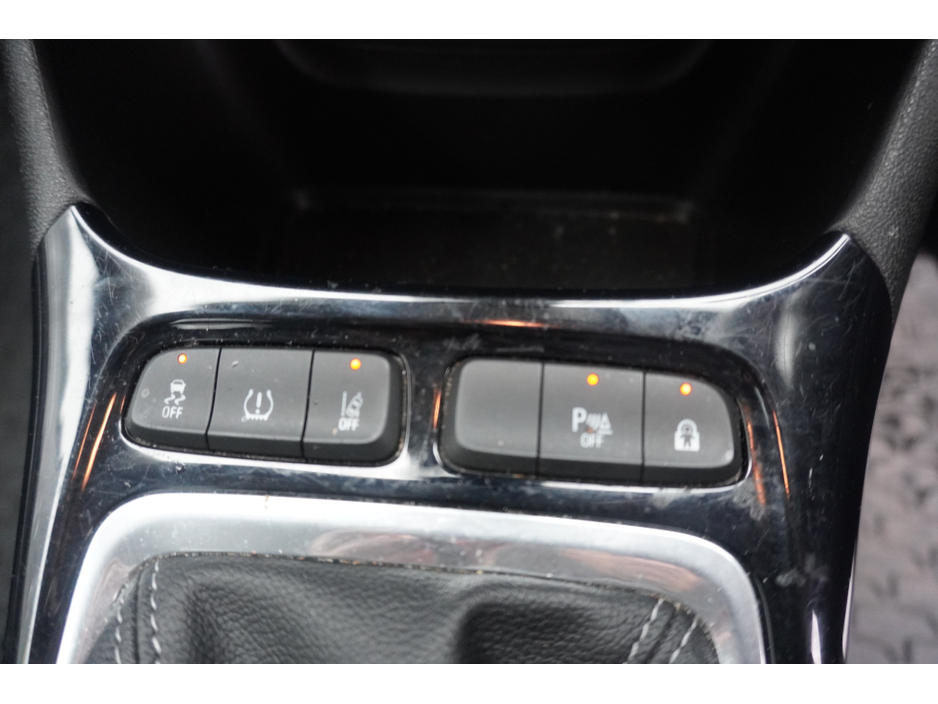 2018 Opel Crossland X - image 17