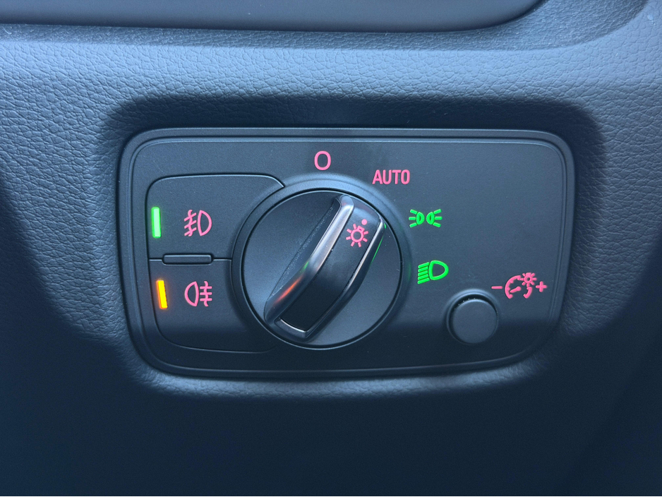 2016 Audi A3 1.4TFSI SE TECHNIK 5DR €15,950