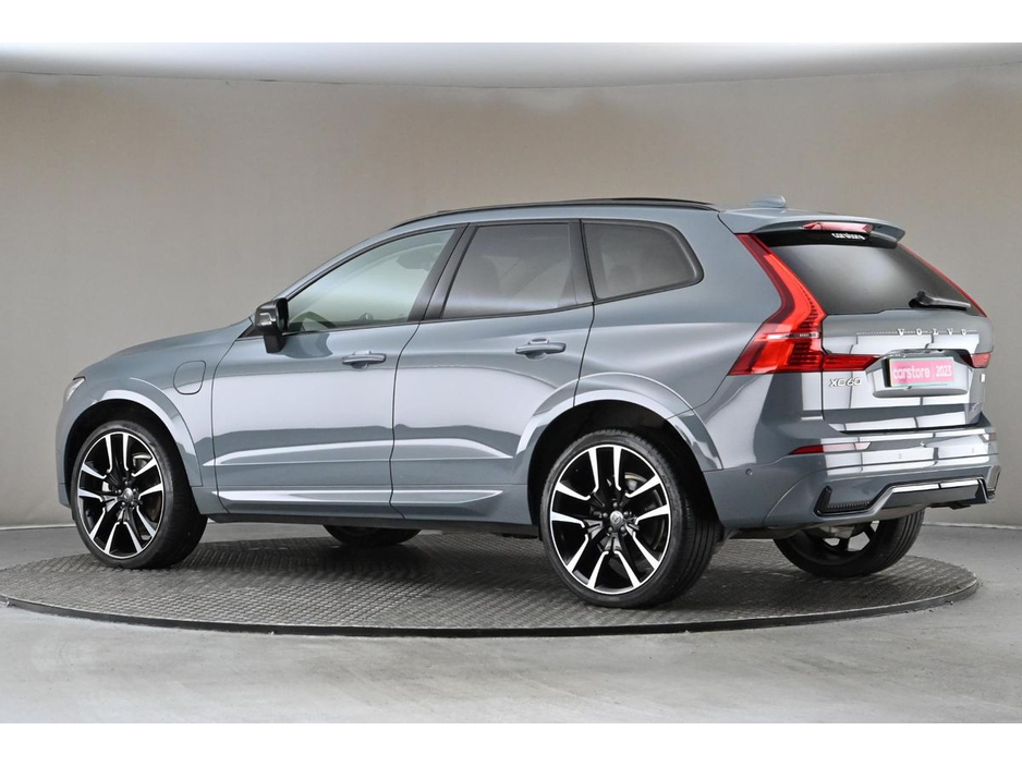 2023 Volvo XC60 - image 6