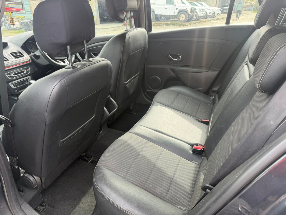 2013 Renault Megane - image 15