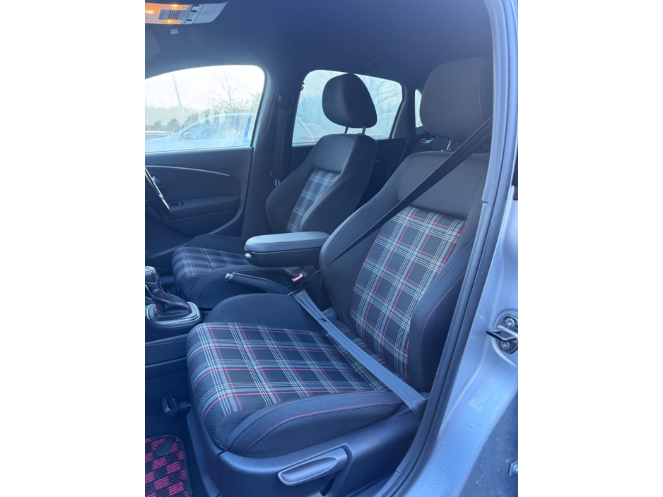 2016 Volkswagen Polo  €15,750