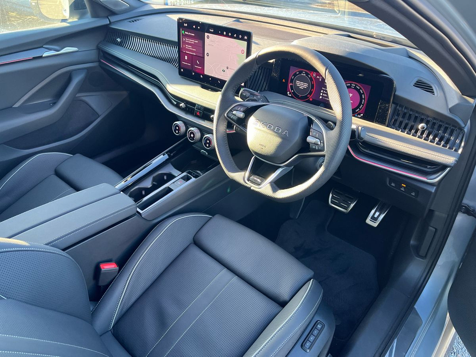 2026 Skoda Superb - image 5